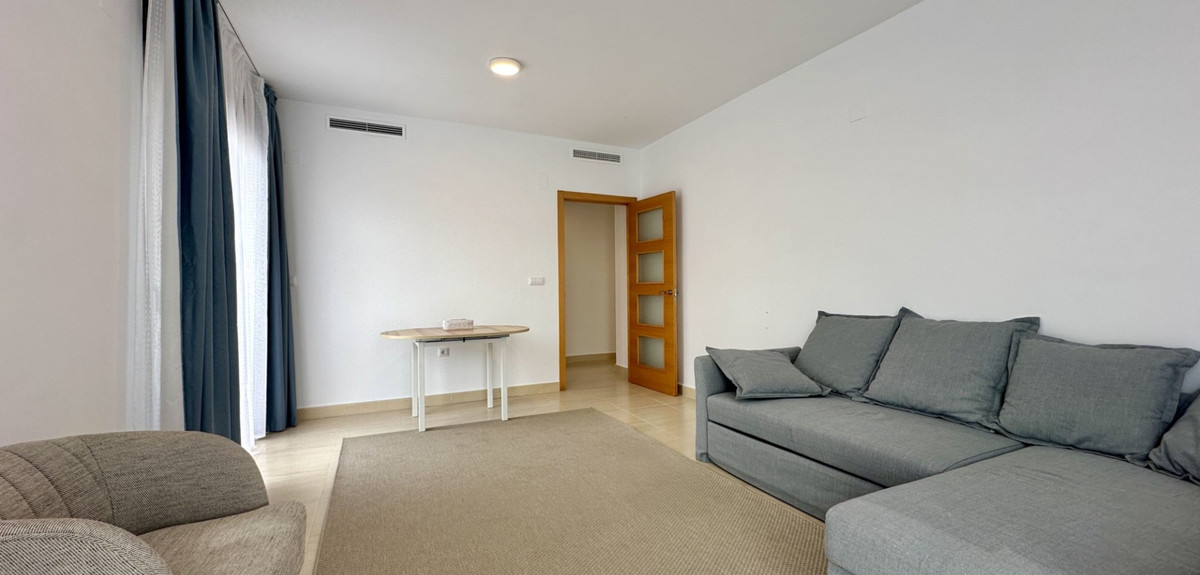 Se vende Apartamento Planta Media de 3 dormitorios en Costa Blanca, Alicante, España