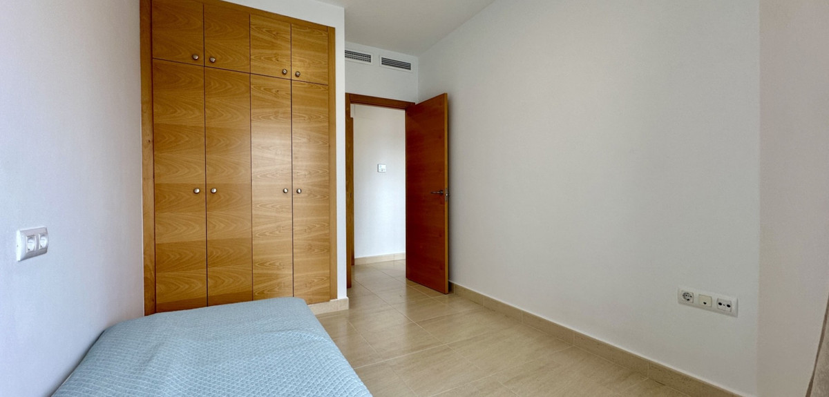 Se vende Apartamento Planta Media de 3 dormitorios en Costa Blanca, Alicante, España