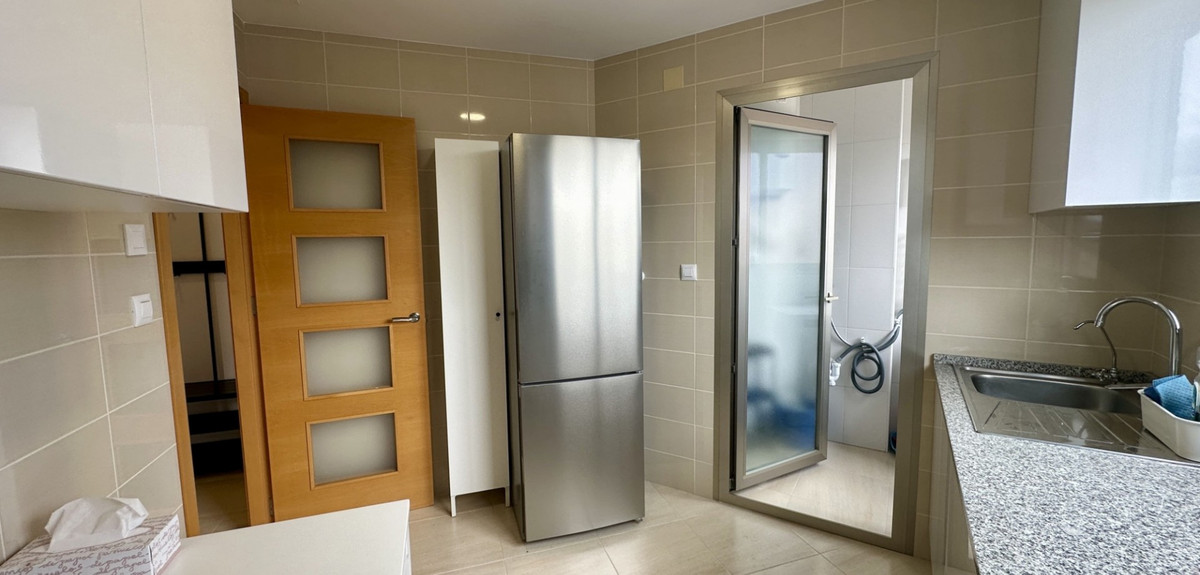 Se vende Apartamento Planta Media de 3 dormitorios en Costa Blanca, Alicante, España