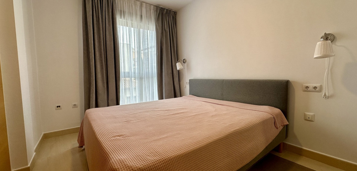 Se vende Apartamento Planta Media de 3 dormitorios en Costa Blanca, Alicante, España