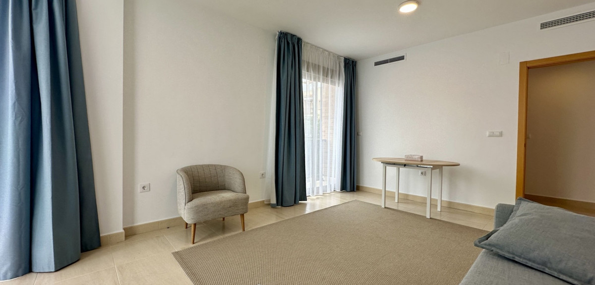 Se vende Apartamento Planta Media de 3 dormitorios en Costa Blanca, Alicante, España