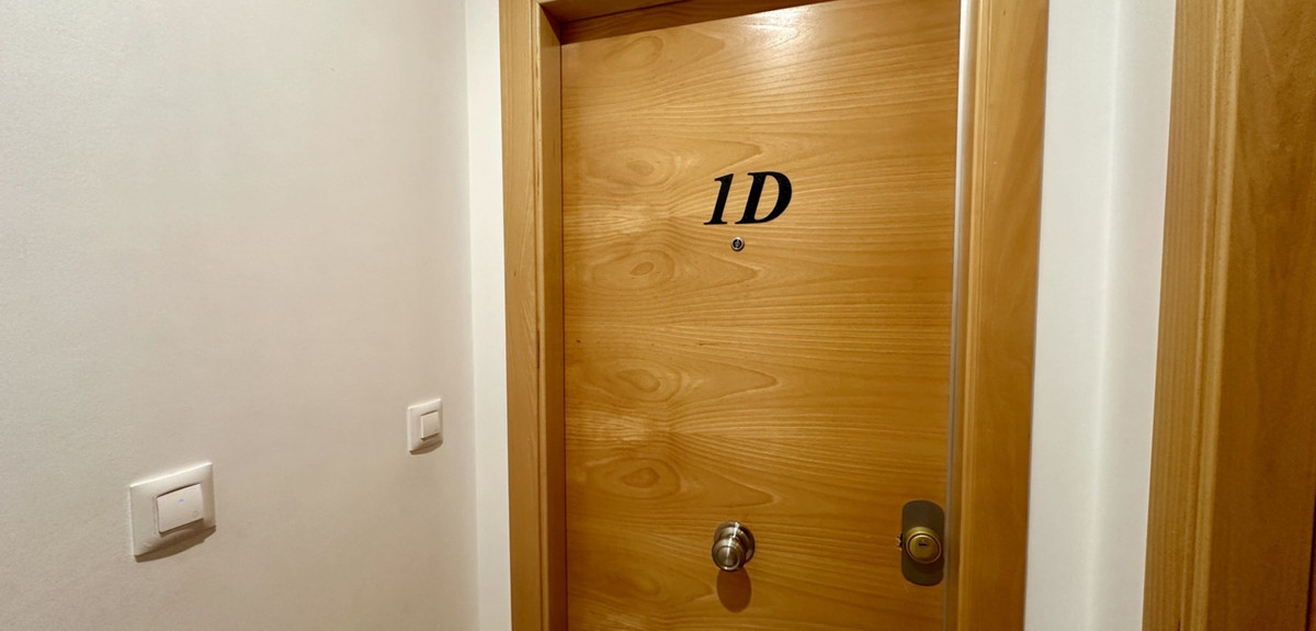 Se vende Apartamento Planta Media de 3 dormitorios en Costa Blanca, Alicante, España