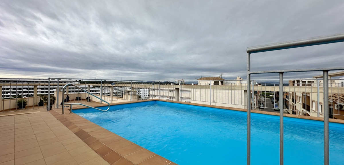 Se vende Apartamento Planta Media de 3 dormitorios en Costa Blanca, Alicante, España