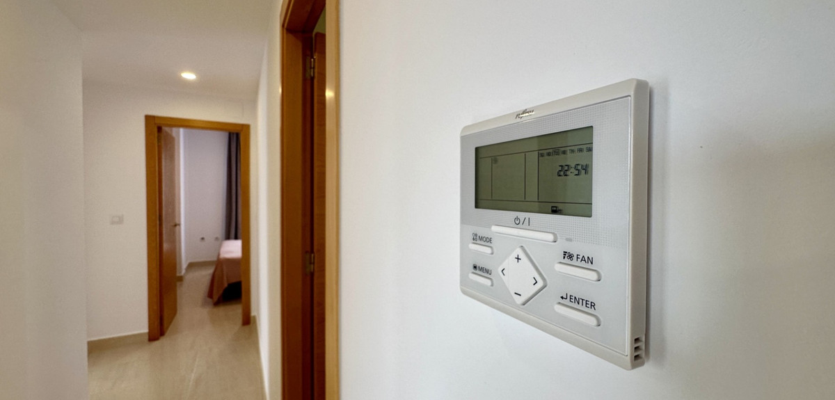 Se vende Apartamento Planta Media de 3 dormitorios en Costa Blanca, Alicante, España