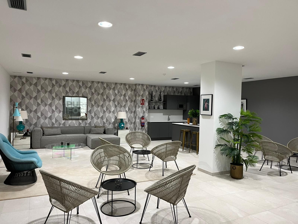 3 Bed Apartment for sale in Selwo Costa Del Sol, Málaga, Spain