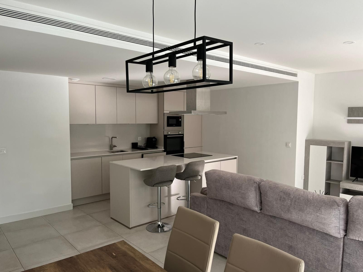 3 Bed Apartment for sale in Selwo Costa Del Sol, Málaga, Spain