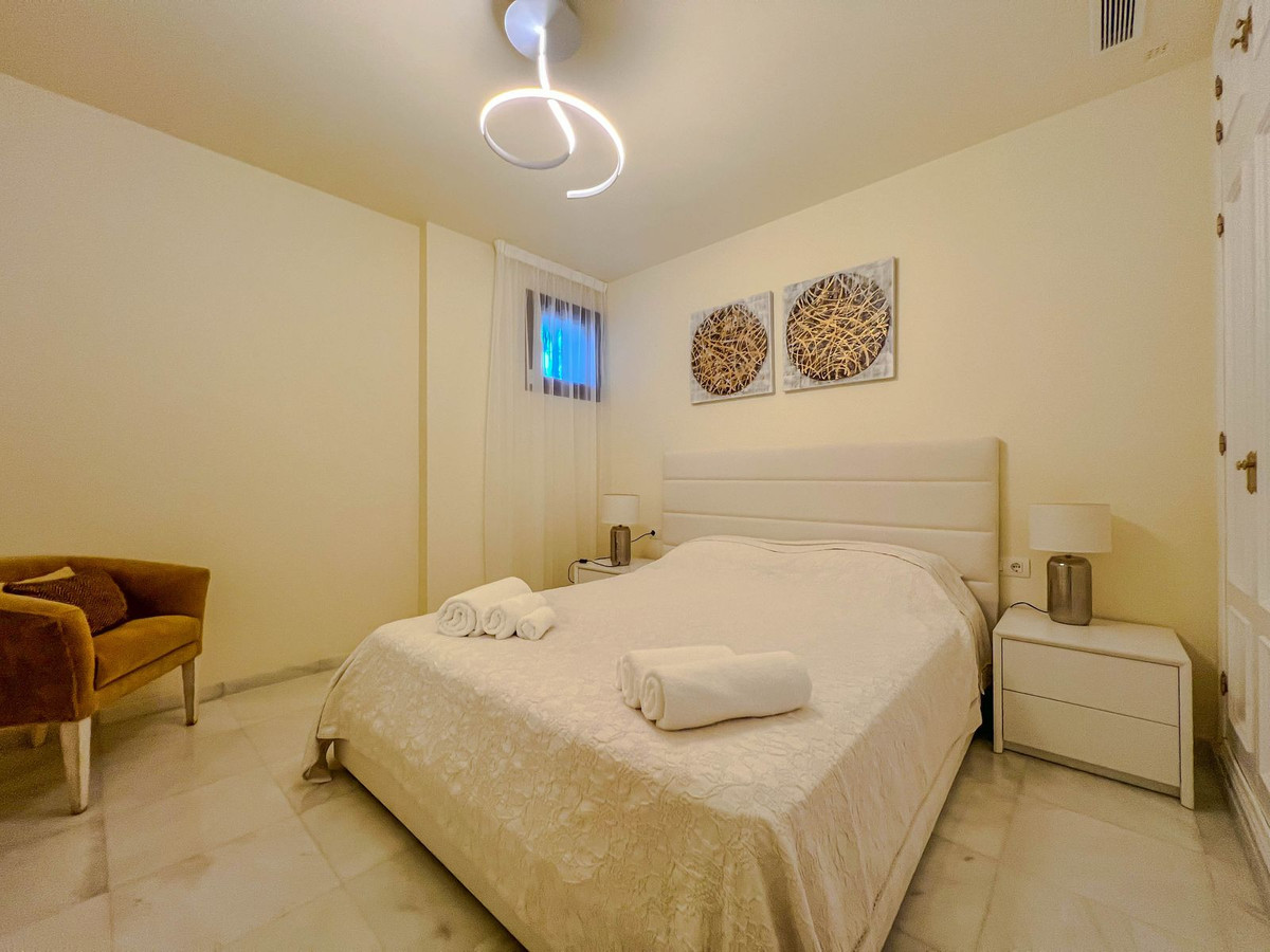 5 Bed Townhouse for sale in Los Flamingos Costa Del Sol, Málaga, Spain