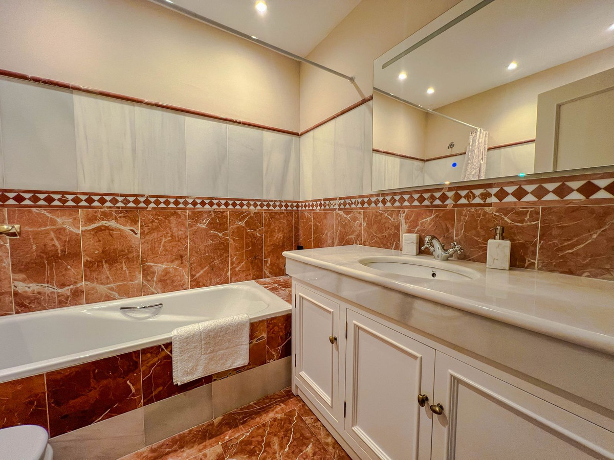 5 Bed Townhouse for sale in Los Flamingos Costa Del Sol, Málaga, Spain