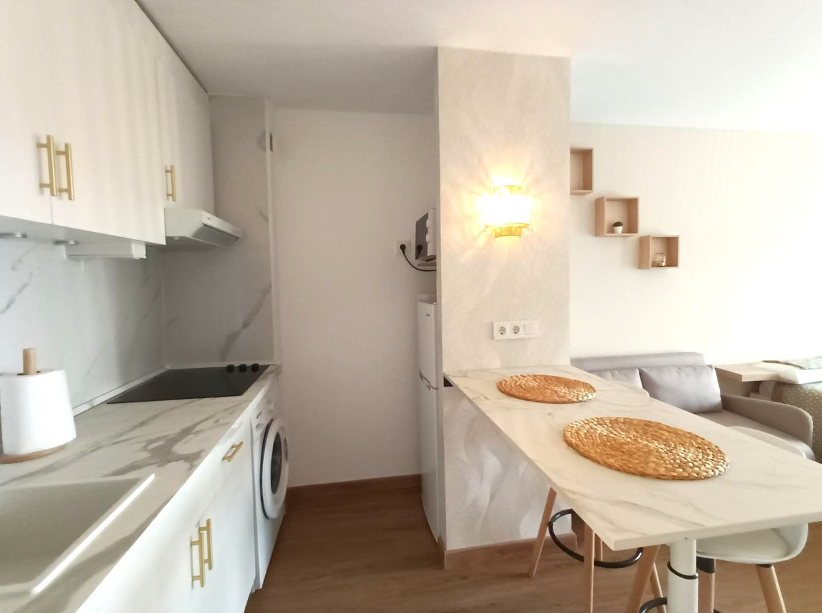 Se vende Estudio Planta Media  en Costa Del Sol, Málaga, España