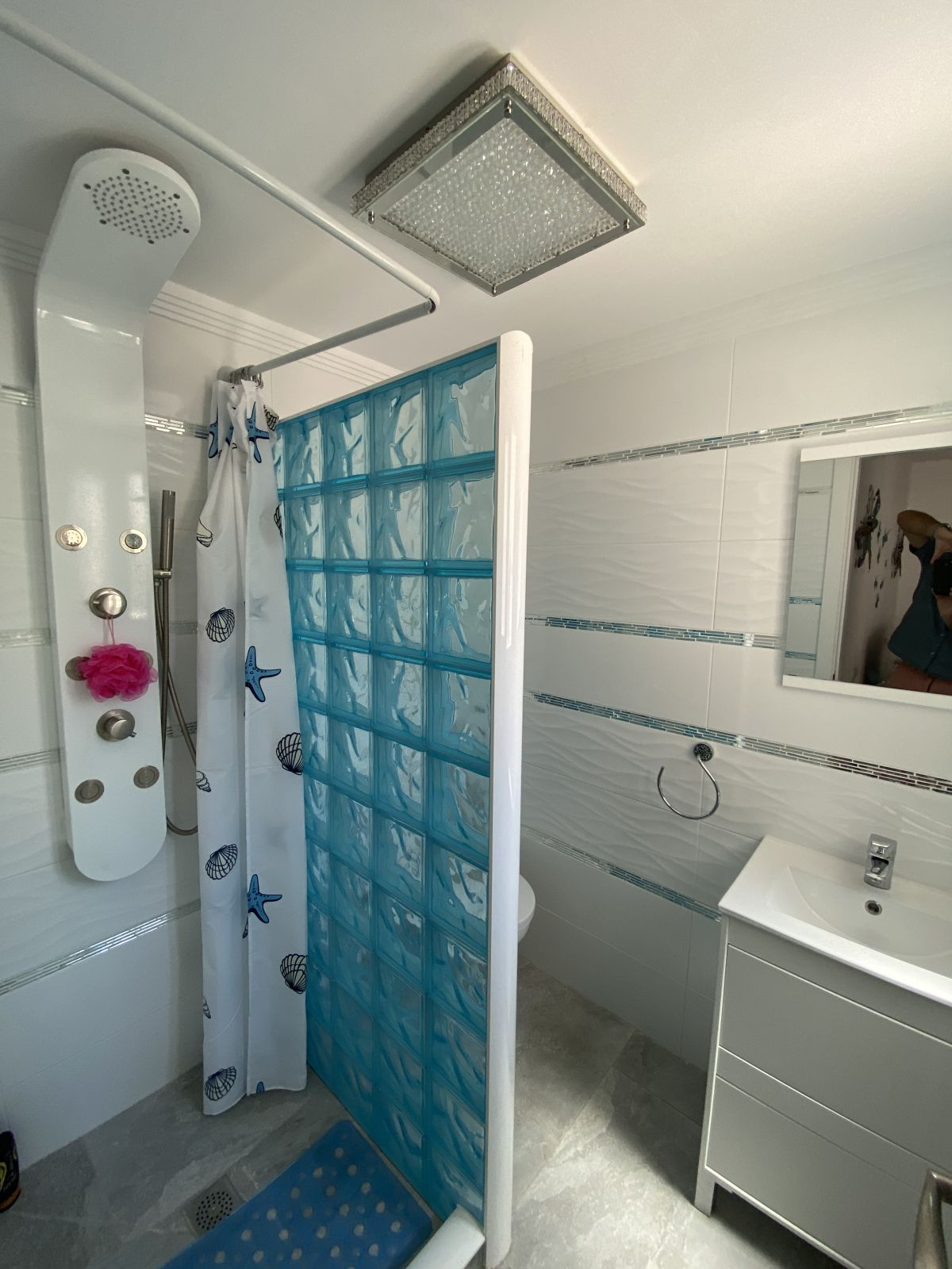 Se vende Villa - Chalet de 4 dormitorios en Costa Del Sol, Málaga, España