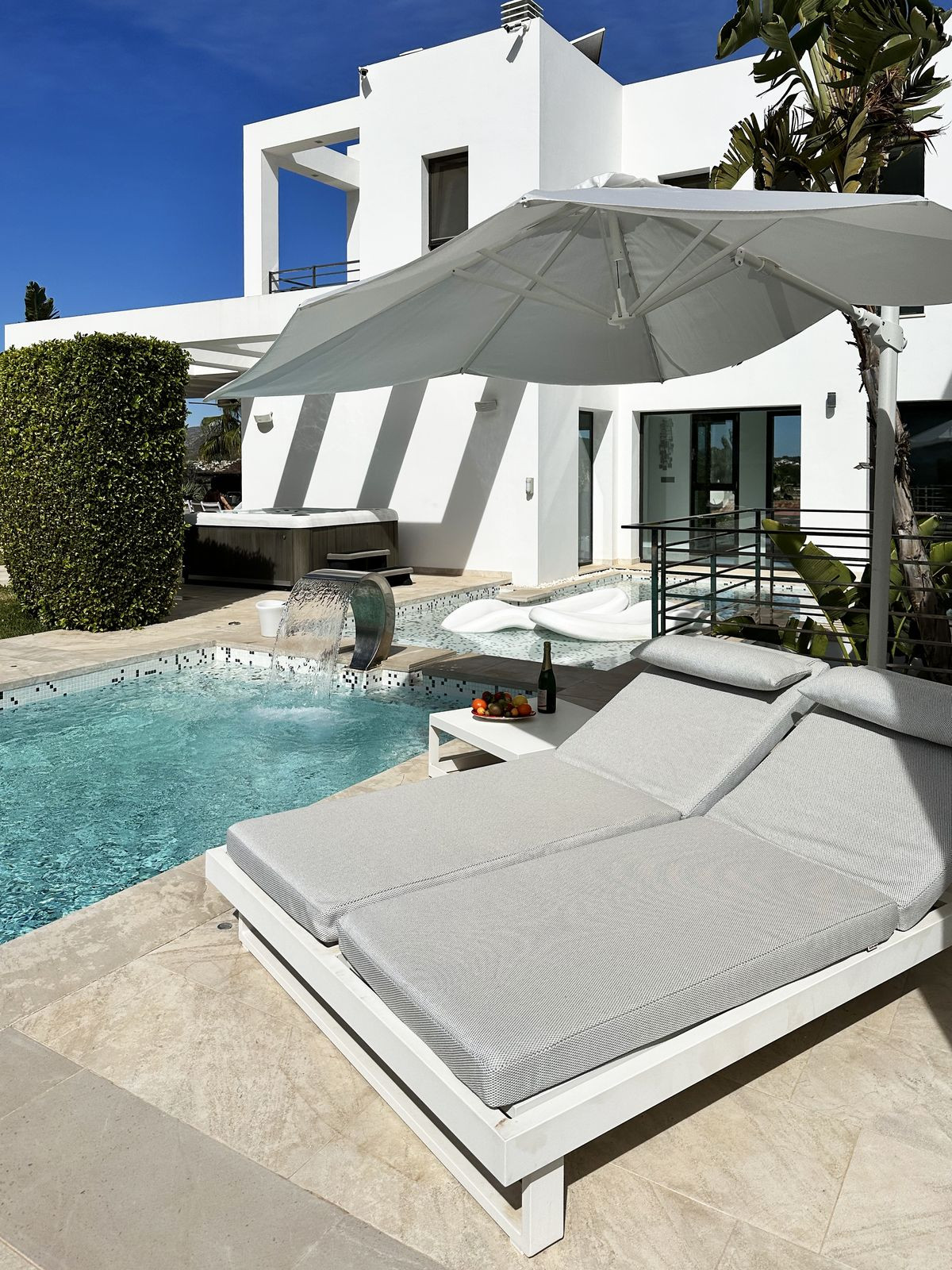 5 Bed Townhouse for sale in Javea Costa Blanca, Alicante, Spain