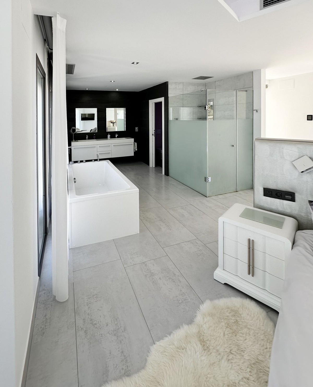 5 Bed Townhouse for sale in Javea Costa Blanca, Alicante, Spain