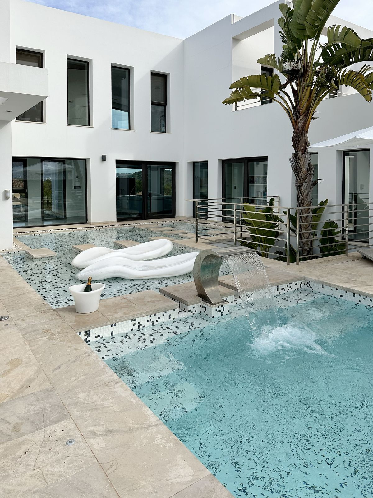 5 Bed Townhouse for sale in Javea Costa Blanca, Alicante, Spain