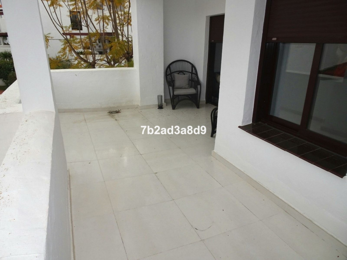 3 Bed Apartment for sale in Nueva Andalucía Costa Del Sol, Málaga, Spain