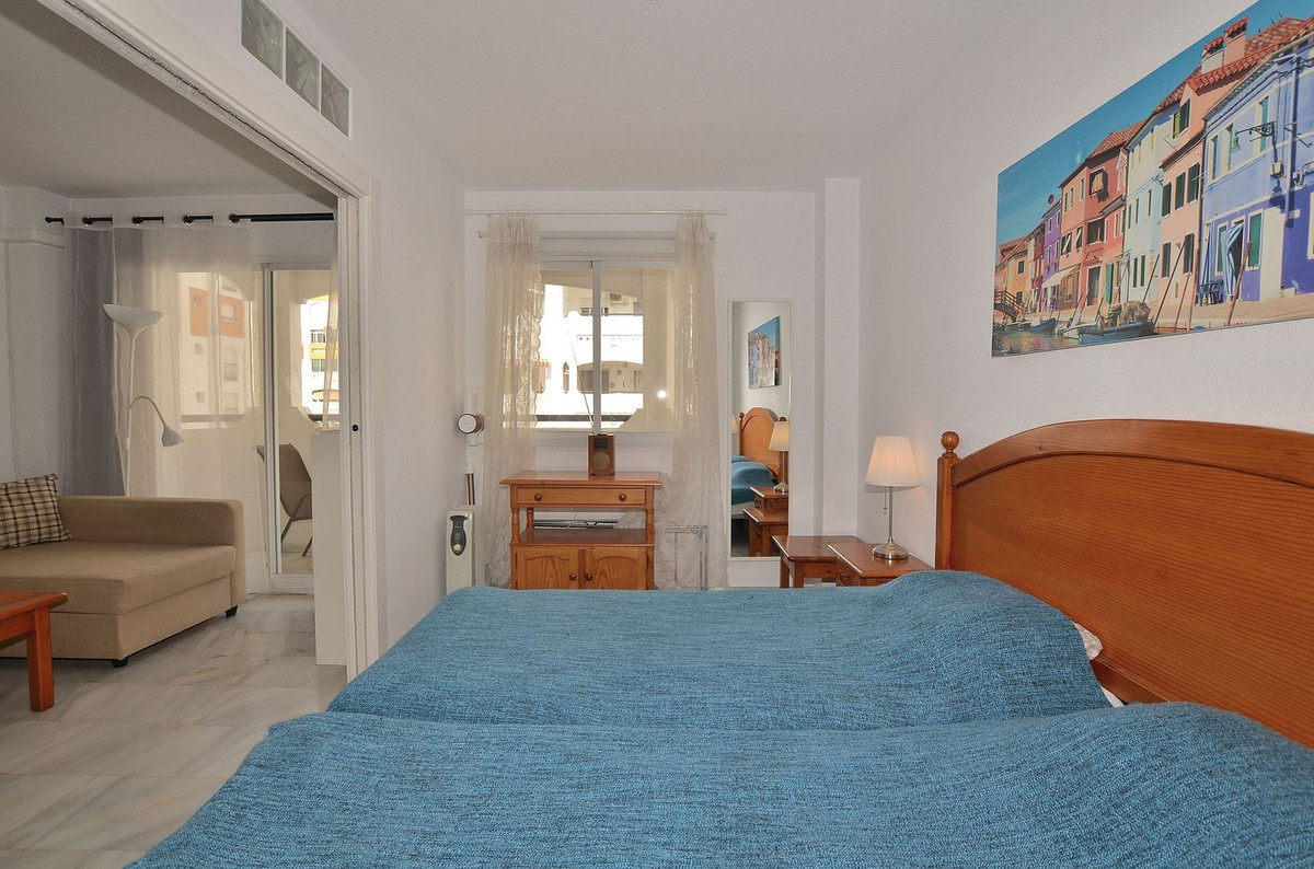 Se vende Apartamento Planta Media de 1 dormitorios en Costa Del Sol, Málaga, España