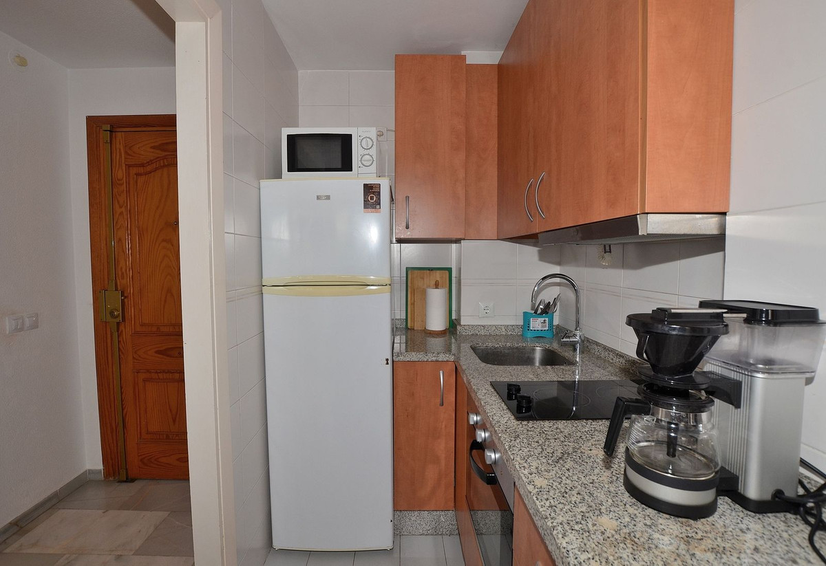 Se vende Apartamento Planta Media de 1 dormitorios en Costa Del Sol, Málaga, España