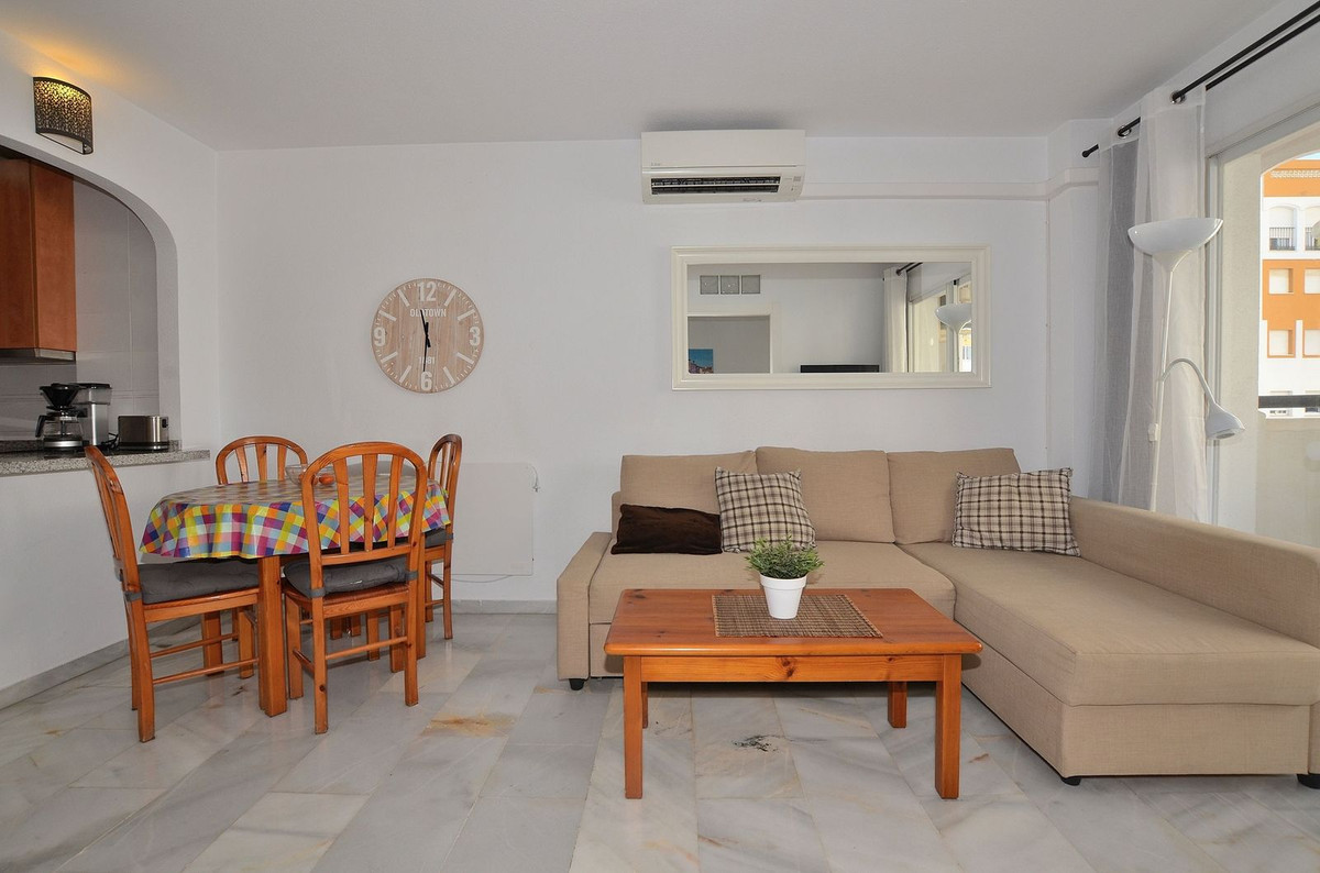 Se vende Apartamento Planta Media de 1 dormitorios en Costa Del Sol, Málaga, España