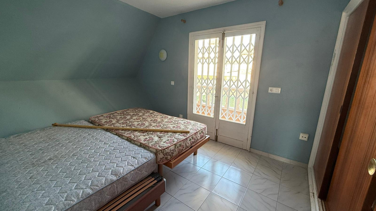 Se vende Villa - Chalet de 3 dormitorios en Costa Blanca, Alicante, España