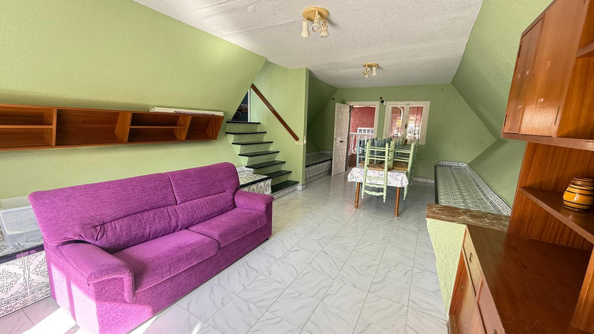 Se vende Villa - Chalet de 3 dormitorios en Costa Blanca, Alicante, España