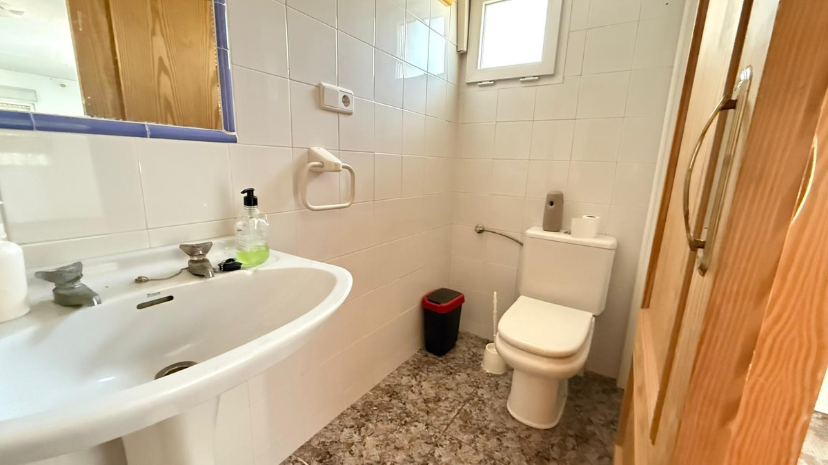 Se vende Villa - Chalet de 3 dormitorios en Costa Blanca, Alicante, España