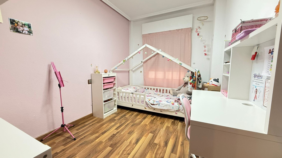 Se vende Apartamento Planta Baja de 3 dormitorios en Costa Blanca, Alicante, España