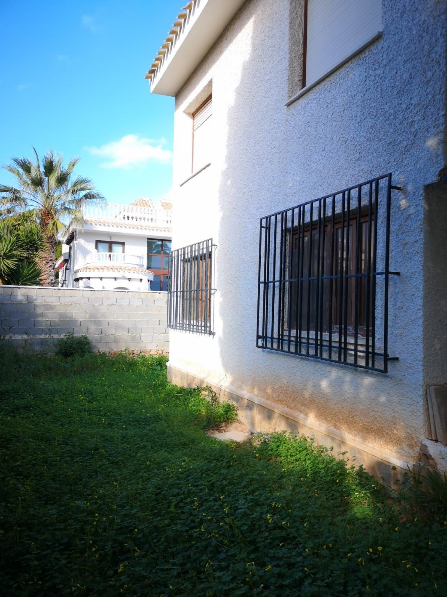 7 Bed Townhouse for sale in La Zenia Costa Blanca, Alicante, Spain