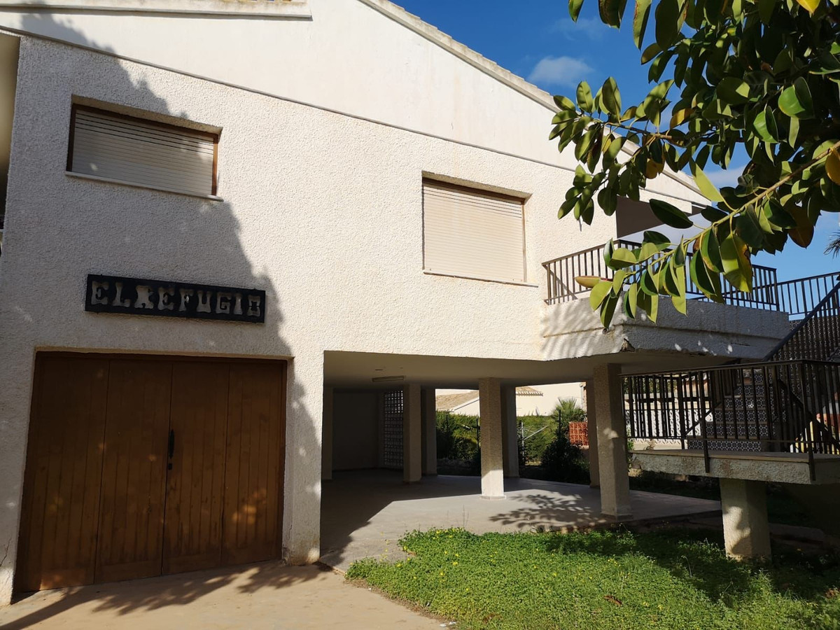 7 Bed Townhouse for sale in La Zenia Costa Blanca, Alicante, Spain