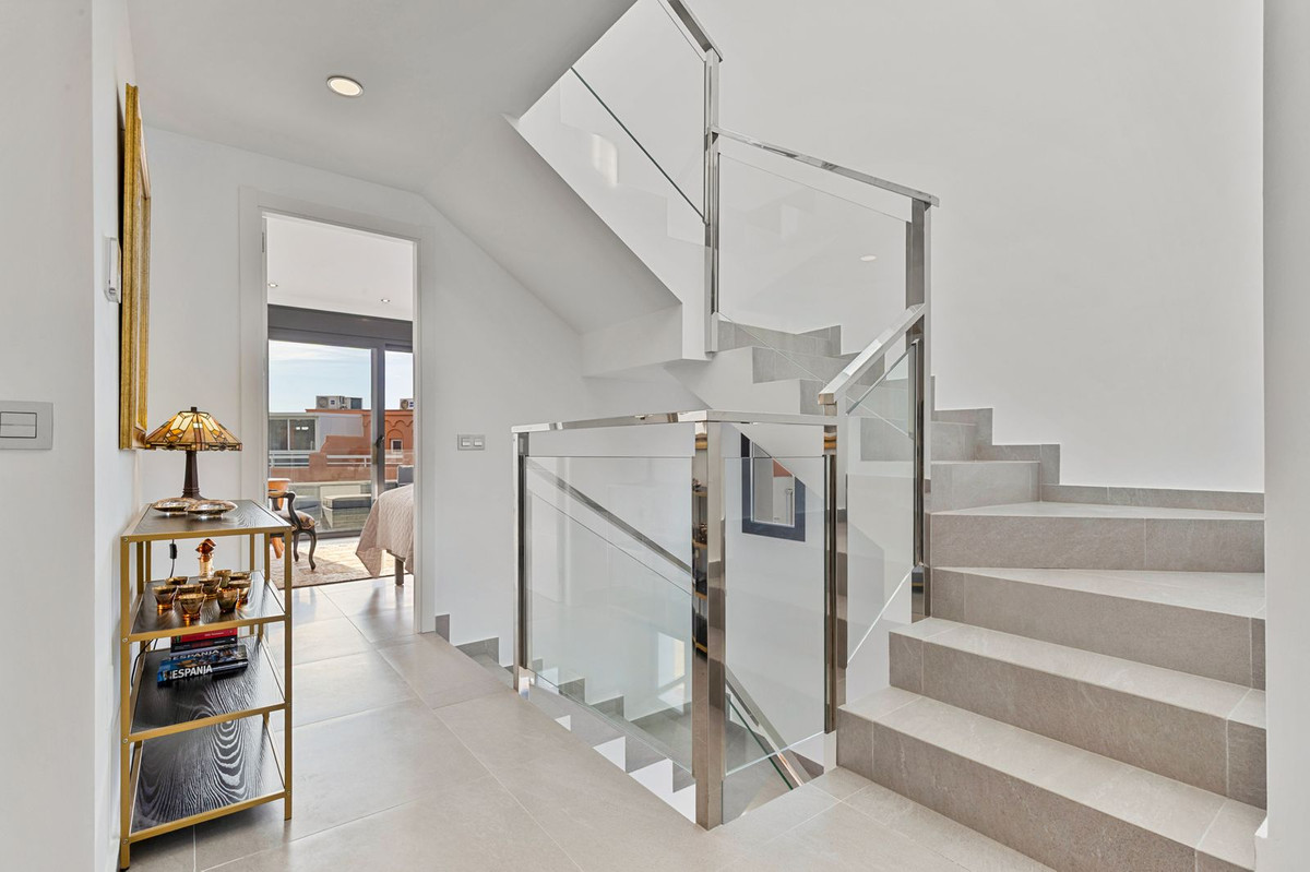 3 Bed Townhouse for sale in Torreblanca Costa Del Sol, Málaga, Spain