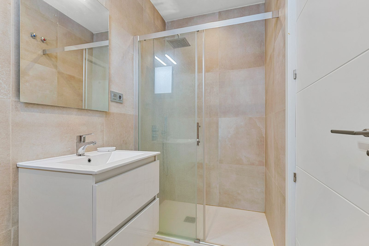 3 Bed Townhouse for sale in Torreblanca Costa Del Sol, Málaga, Spain