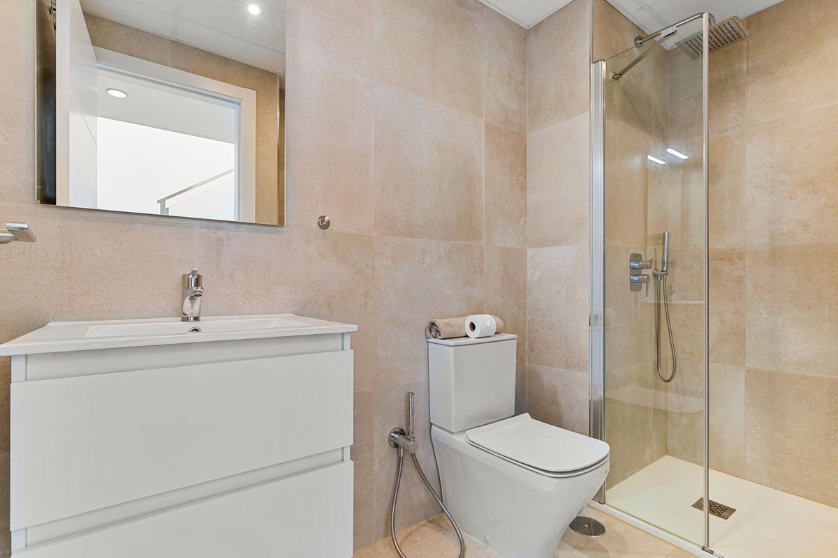 3 Bed Townhouse for sale in Torreblanca Costa Del Sol, Málaga, Spain