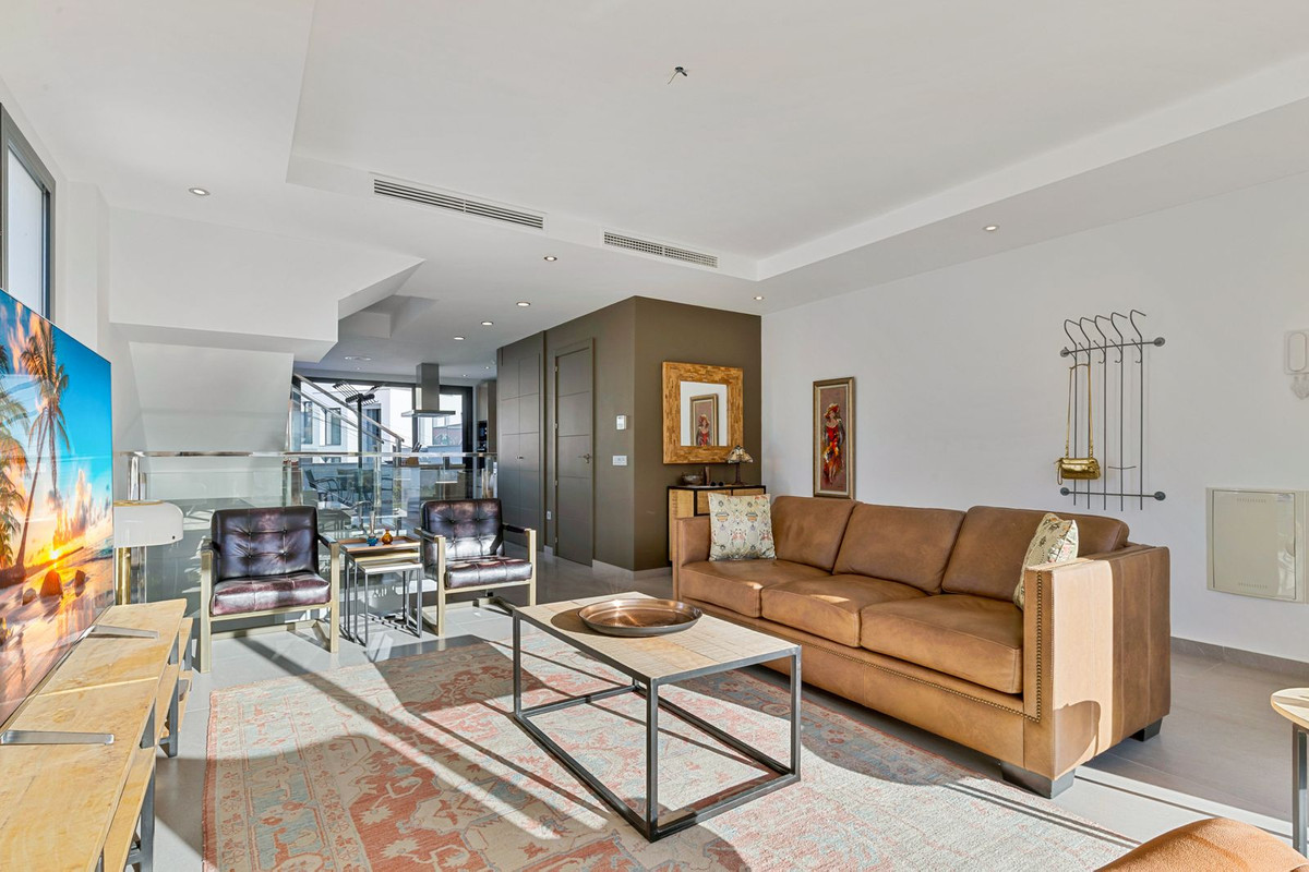 3 Bed Townhouse for sale in Torreblanca Costa Del Sol, Málaga, Spain