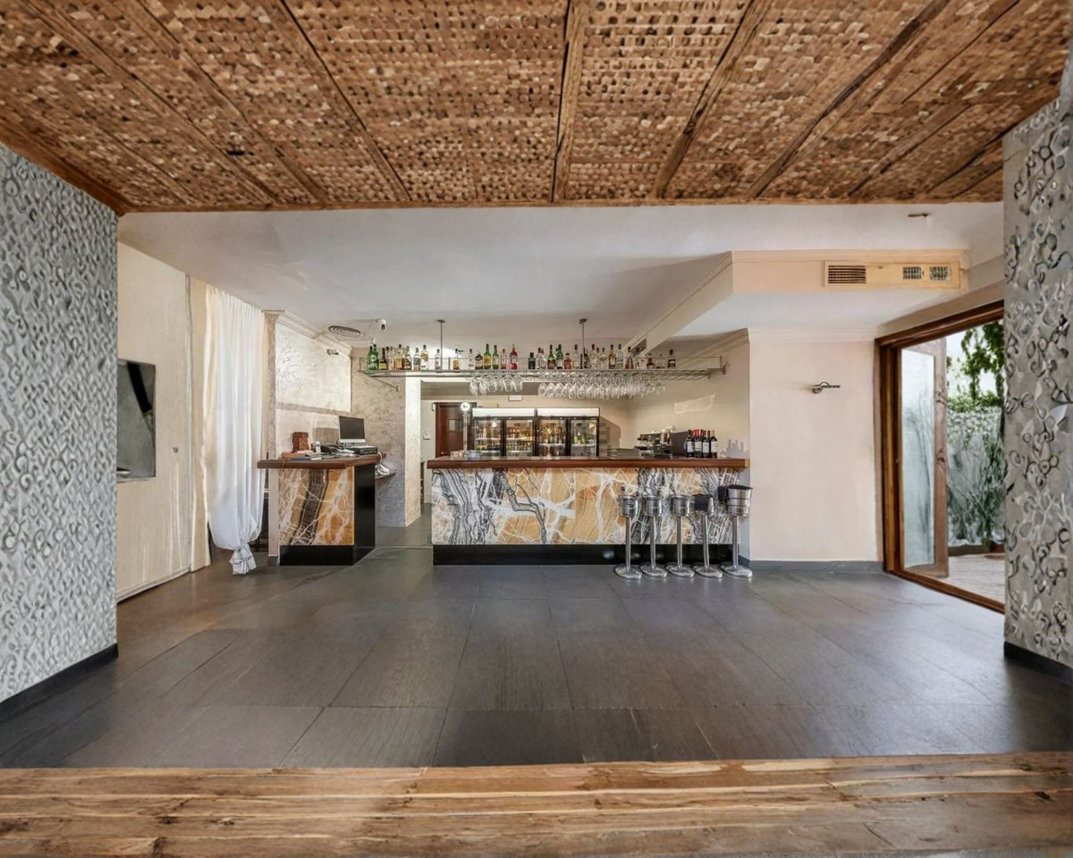 Se vende Restaurante  en Costa Del Sol, Málaga, España