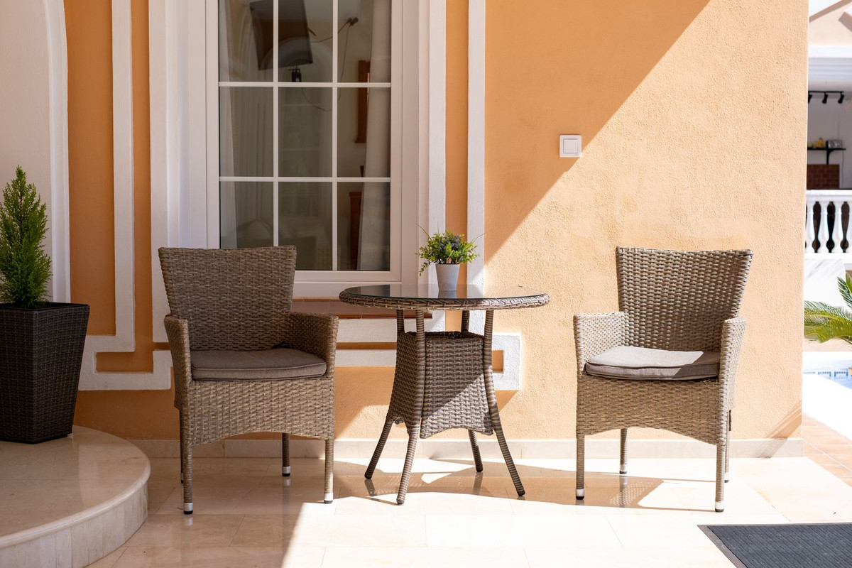5 Bed Townhouse for sale in Mijas Costa Costa Del Sol, Málaga, Spain