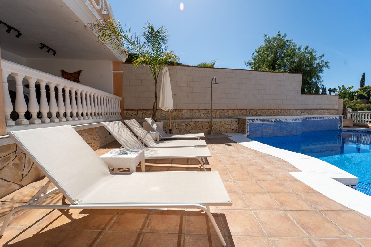 5 Bed Townhouse for sale in Mijas Costa Costa Del Sol, Málaga, Spain