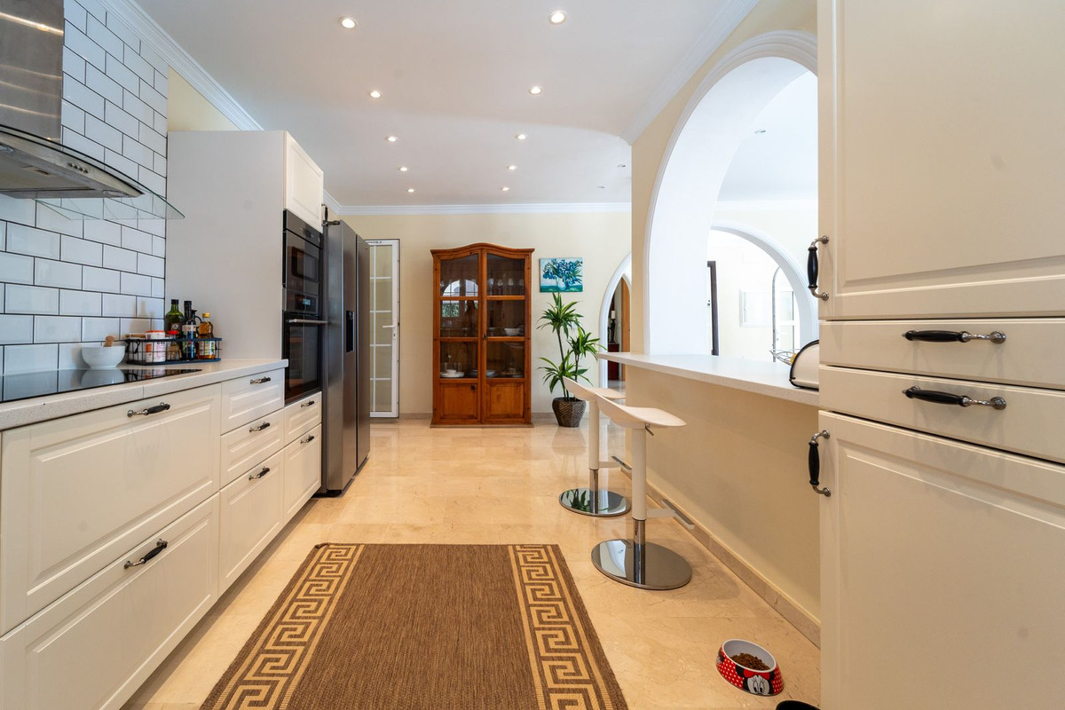 5 Bed Townhouse for sale in Mijas Costa Costa Del Sol, Málaga, Spain