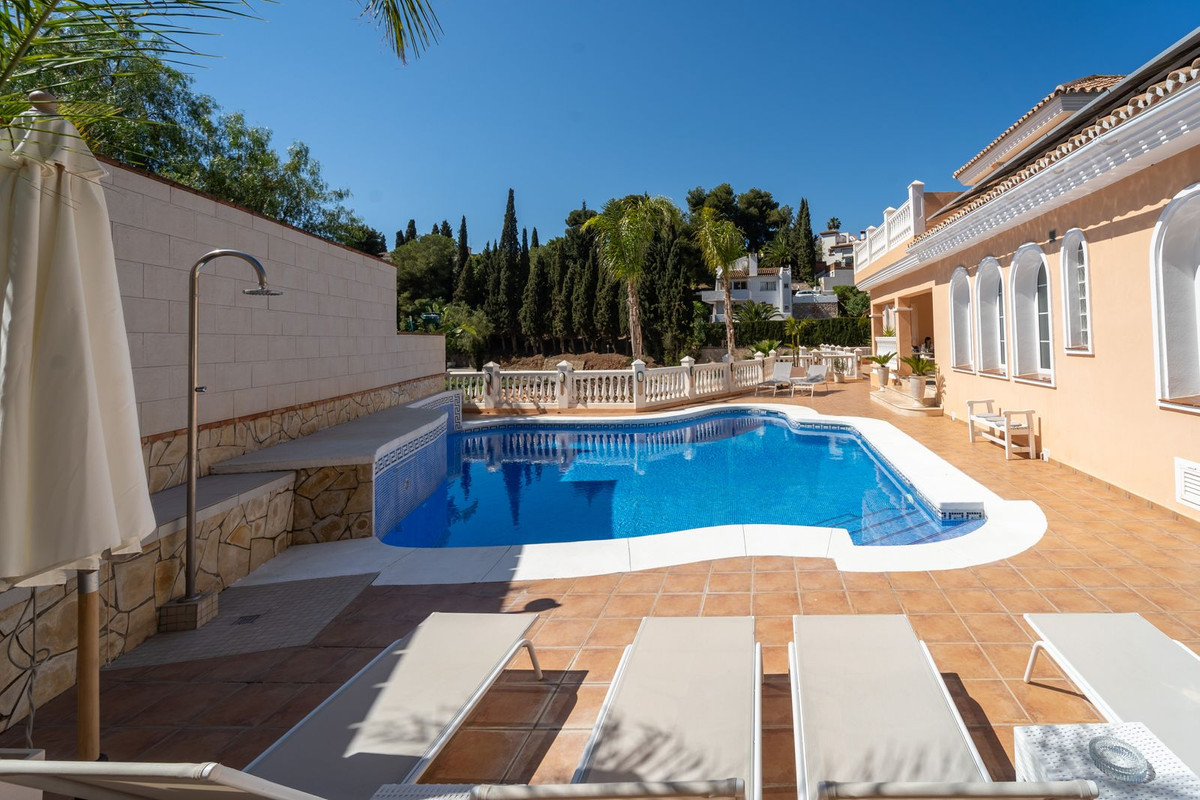 5 Bed Townhouse for sale in Mijas Costa Costa Del Sol, Málaga, Spain