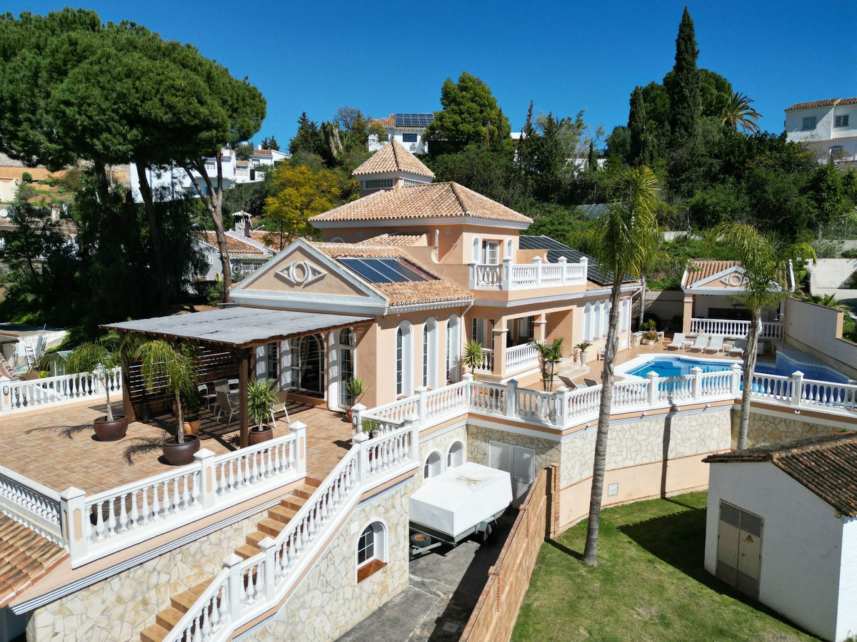 5 Bed Townhouse for sale in Mijas Costa Costa Del Sol, Málaga, Spain