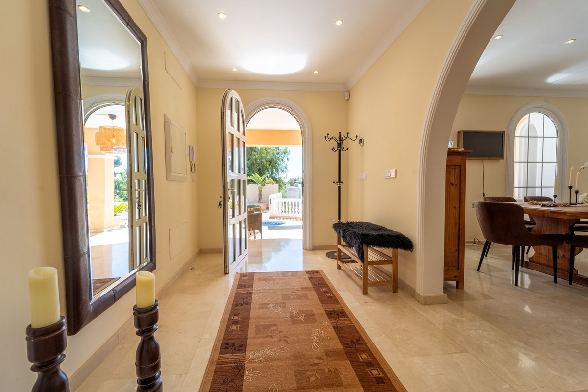 5 Bed Townhouse for sale in Mijas Costa Costa Del Sol, Málaga, Spain