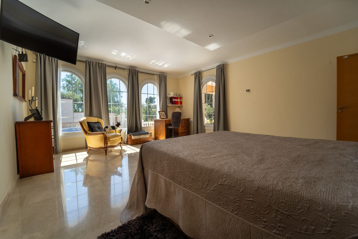 5 Bed Townhouse for sale in Mijas Costa Costa Del Sol, Málaga, Spain