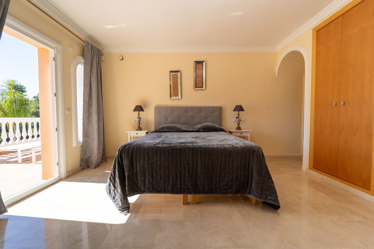 5 Bed Townhouse for sale in Mijas Costa Costa Del Sol, Málaga, Spain