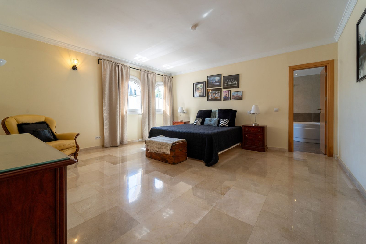 5 Bed Townhouse for sale in Mijas Costa Costa Del Sol, Málaga, Spain