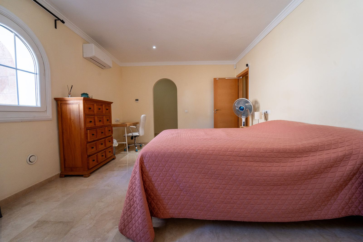 5 Bed Townhouse for sale in Mijas Costa Costa Del Sol, Málaga, Spain