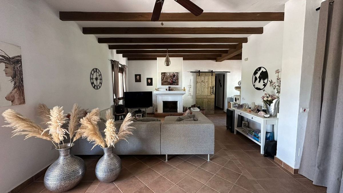 3 Bed Townhouse for sale in Alora Costa Del Sol, Málaga, Spain