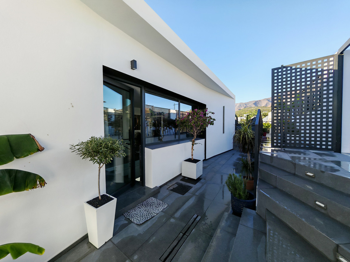 4 Bed Townhouse for sale in Valle Romano Costa Del Sol, Málaga, Spain