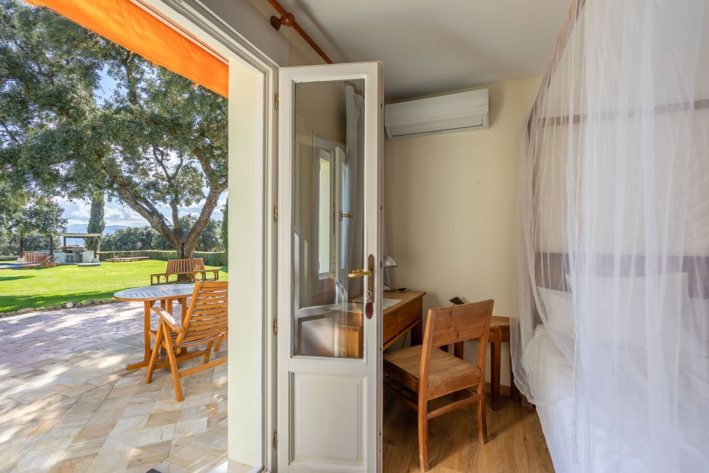 8 Bed Townhouse for sale in Ronda Costa Del Sol, Málaga, Spain