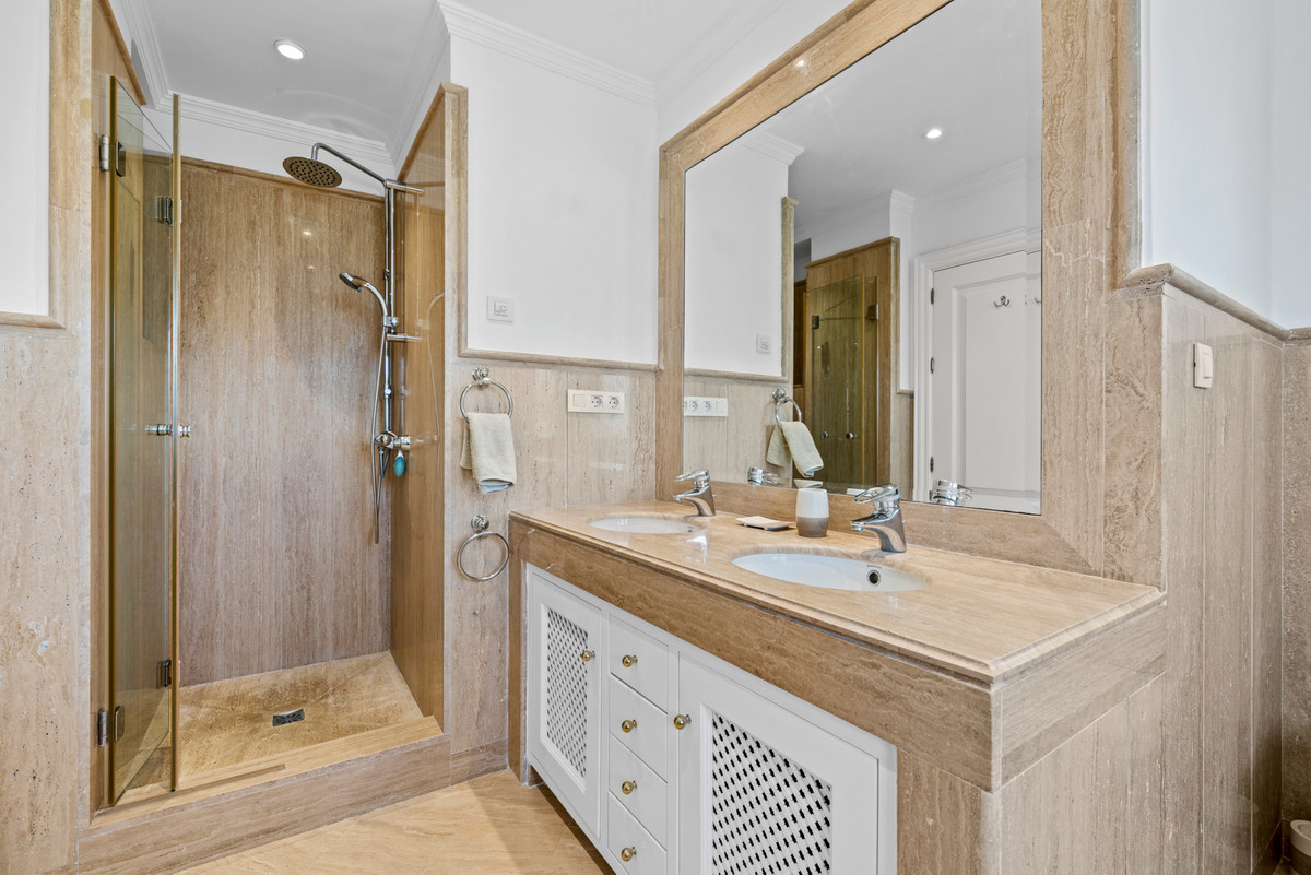 3 Bed Apartment for sale in Casares Playa Costa Del Sol, Málaga, Spain