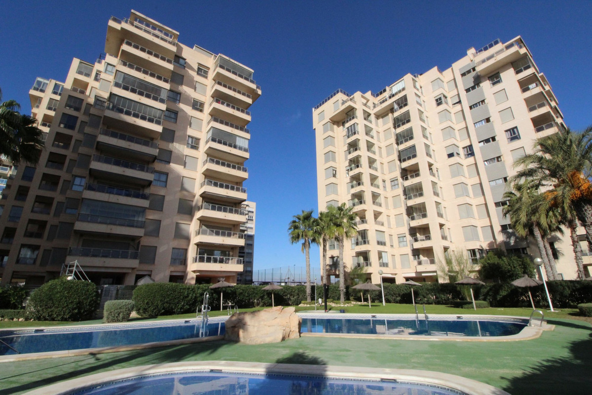 2 Bed Apartment for sale in Guardamar Del Segura Costa Blanca, Alicante, Spain