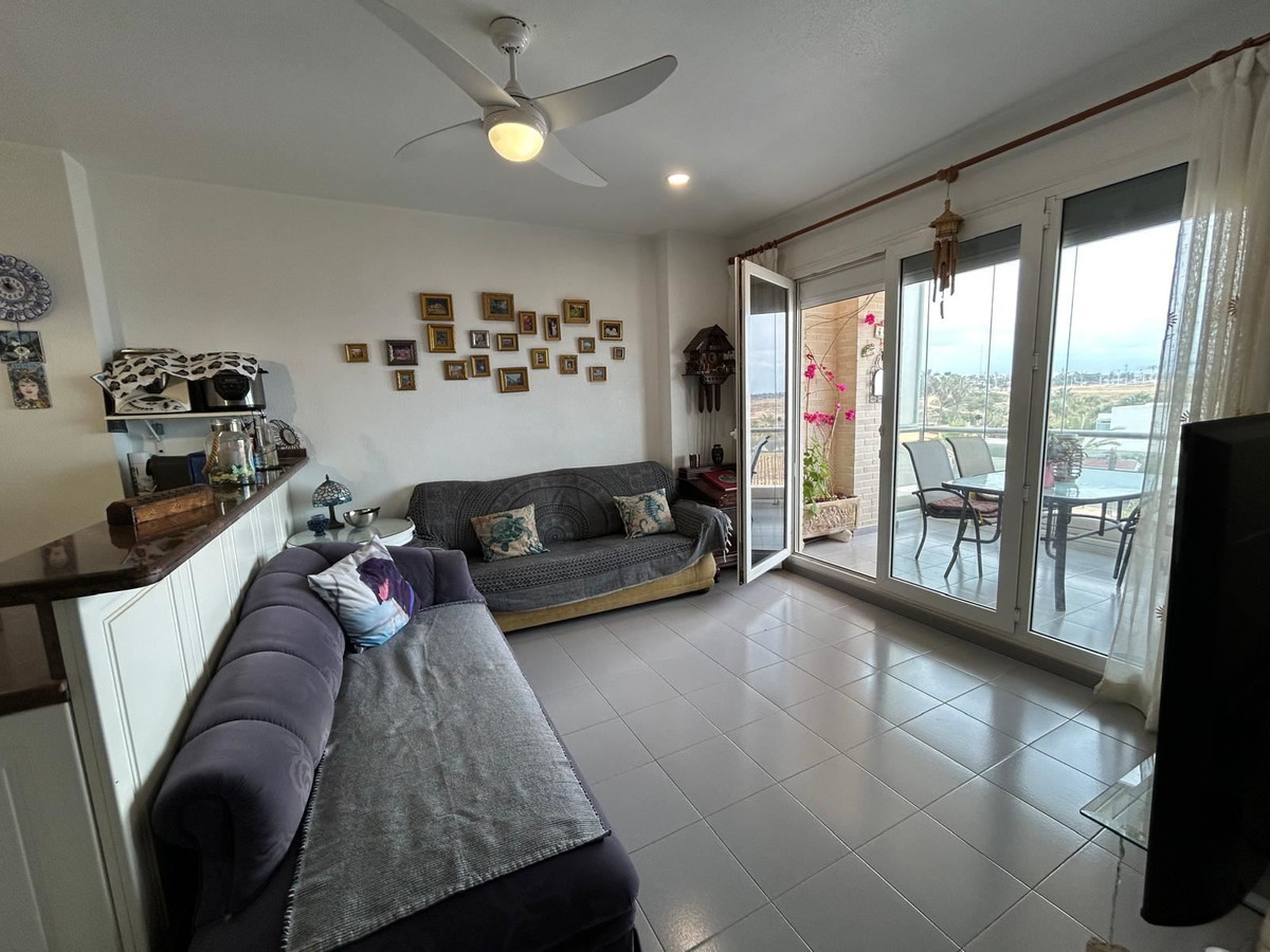 Se vende Apartamento Planta Media de 3 dormitorios en Costa Blanca, Alicante, España