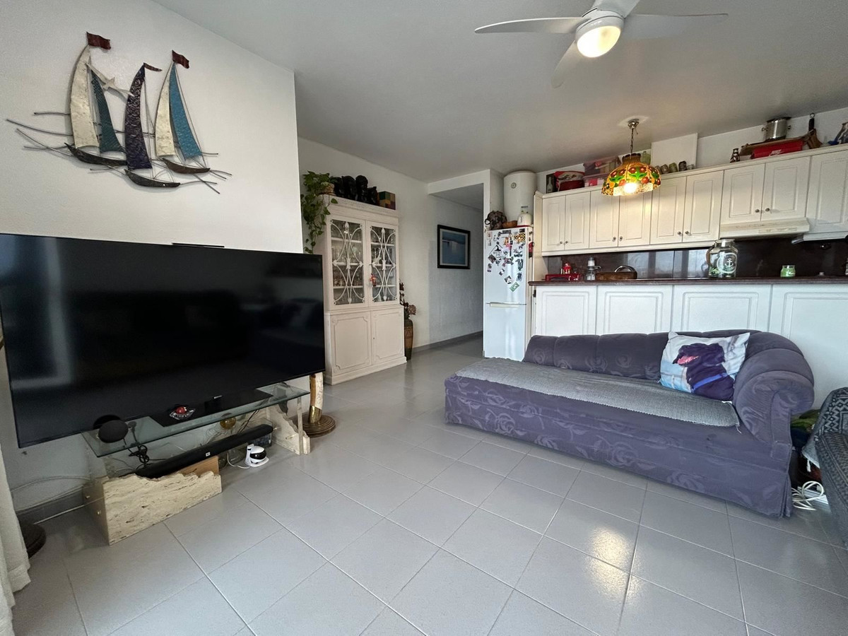 Se vende Apartamento Planta Media de 3 dormitorios en Costa Blanca, Alicante, España