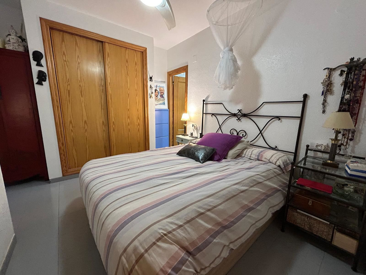 Se vende Apartamento Planta Media de 3 dormitorios en Costa Blanca, Alicante, España